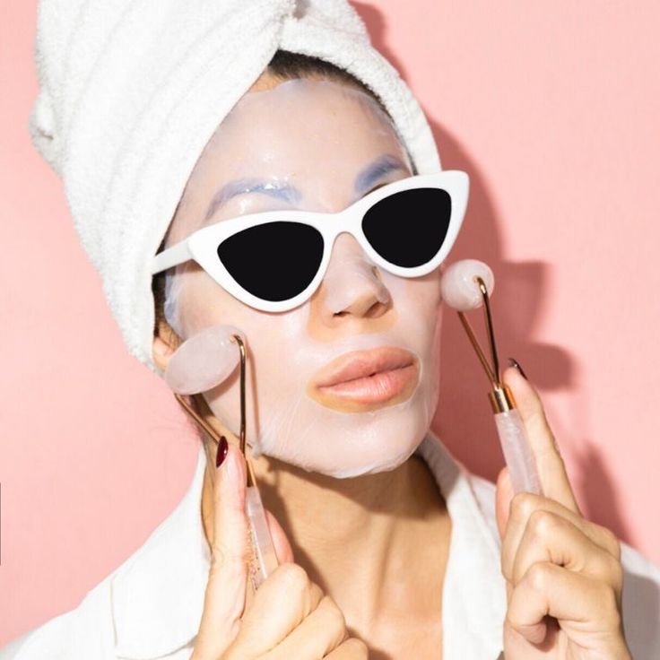 Rose quartz Facial roller